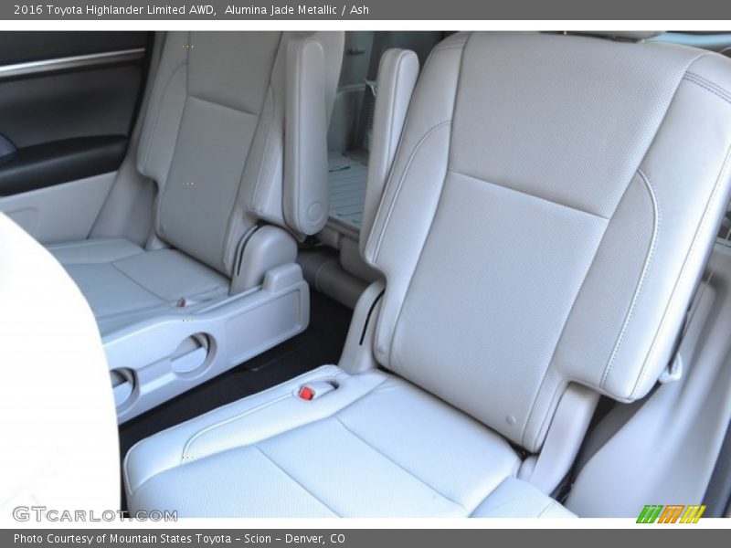 Alumina Jade Metallic / Ash 2016 Toyota Highlander Limited AWD