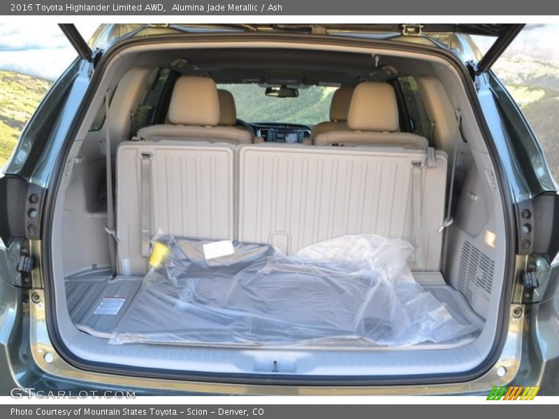 Alumina Jade Metallic / Ash 2016 Toyota Highlander Limited AWD