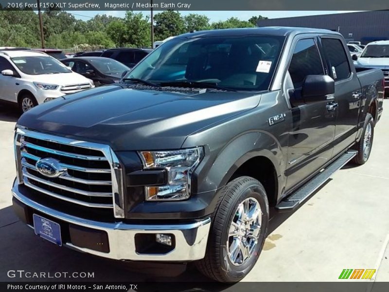 Magnetic / Medium Earth Gray 2016 Ford F150 XLT SuperCrew