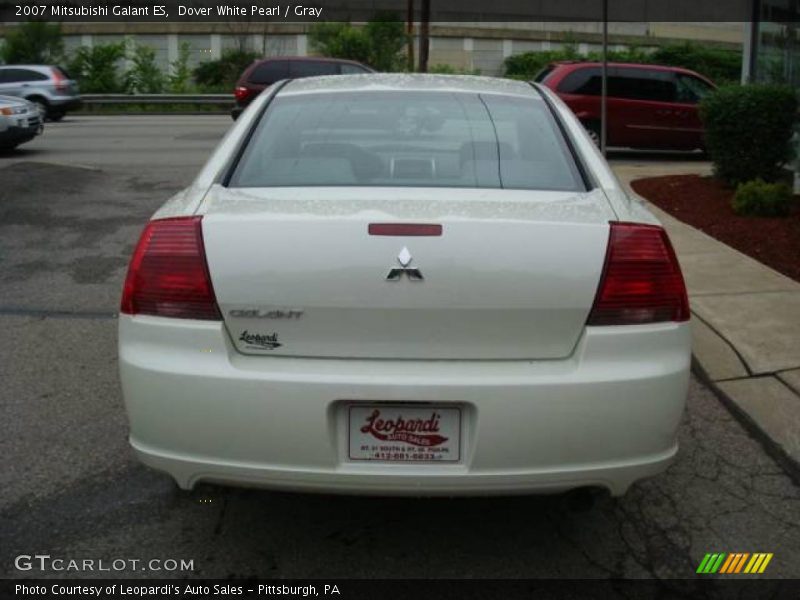 Dover White Pearl / Gray 2007 Mitsubishi Galant ES