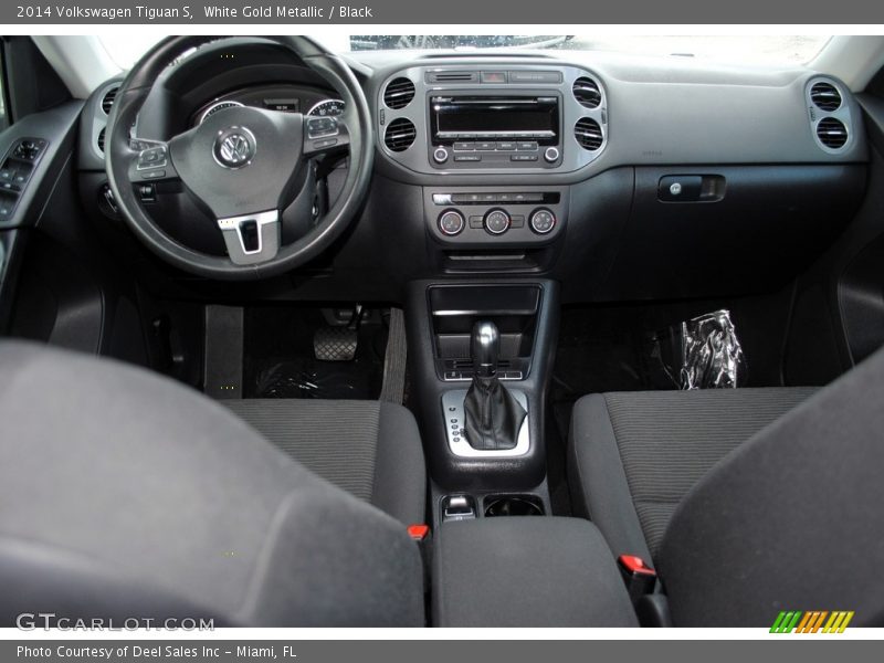 White Gold Metallic / Black 2014 Volkswagen Tiguan S