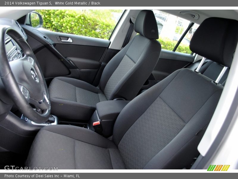 White Gold Metallic / Black 2014 Volkswagen Tiguan S