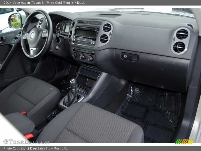 White Gold Metallic / Black 2014 Volkswagen Tiguan S