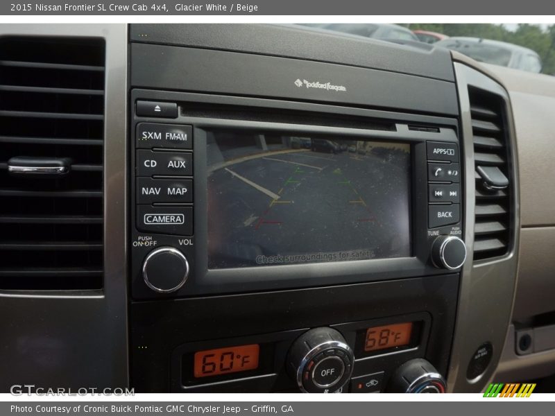 Glacier White / Beige 2015 Nissan Frontier SL Crew Cab 4x4