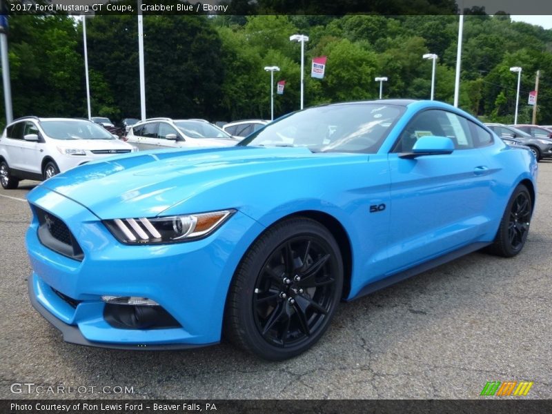 Front 3/4 View of 2017 Mustang GT Coupe