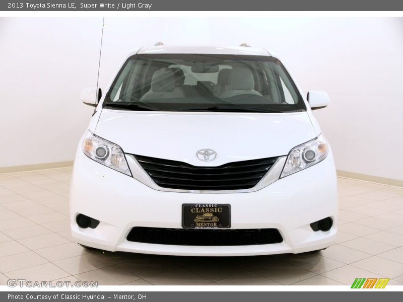 Super White / Light Gray 2013 Toyota Sienna LE