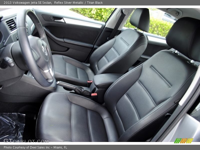 Reflex Silver Metallic / Titan Black 2013 Volkswagen Jetta SE Sedan