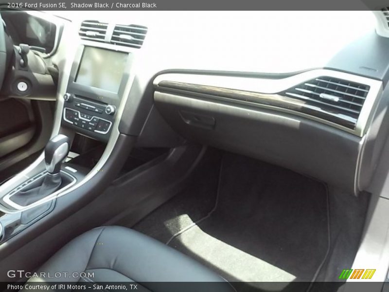 Shadow Black / Charcoal Black 2016 Ford Fusion SE