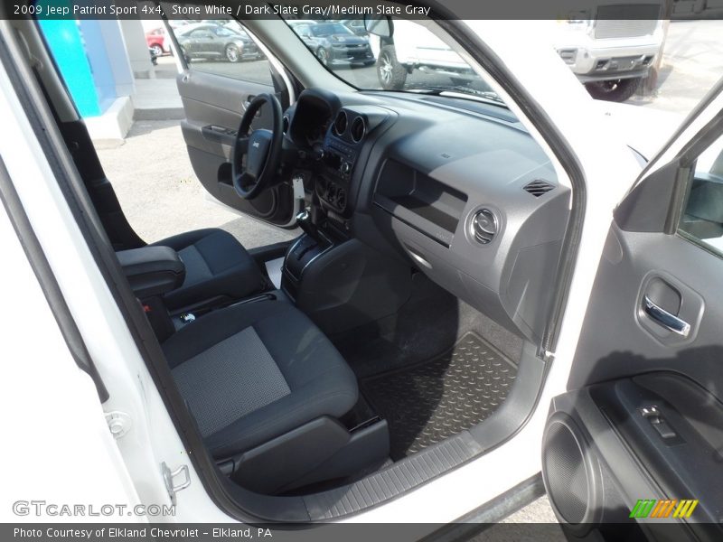 Stone White / Dark Slate Gray/Medium Slate Gray 2009 Jeep Patriot Sport 4x4