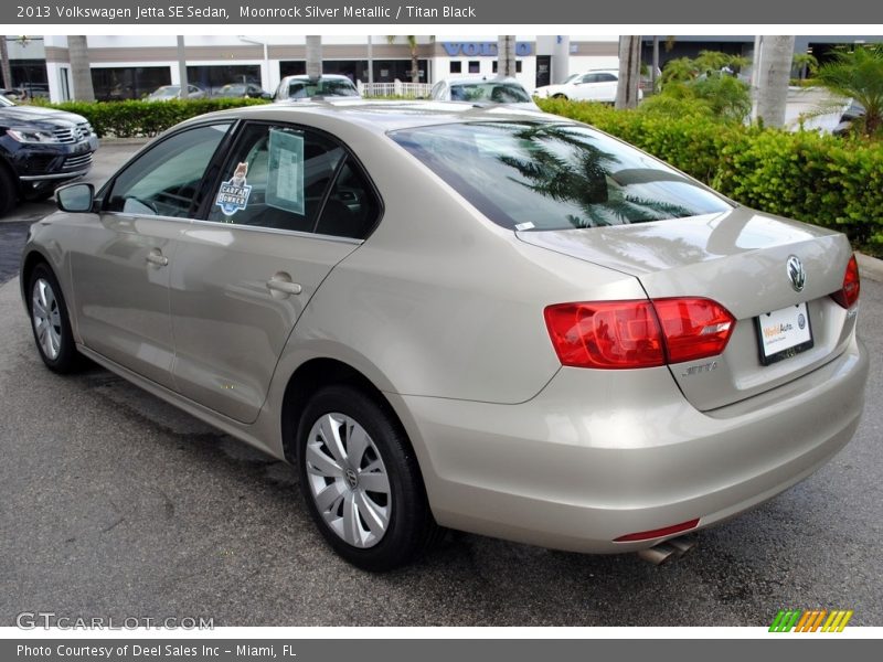 Moonrock Silver Metallic / Titan Black 2013 Volkswagen Jetta SE Sedan