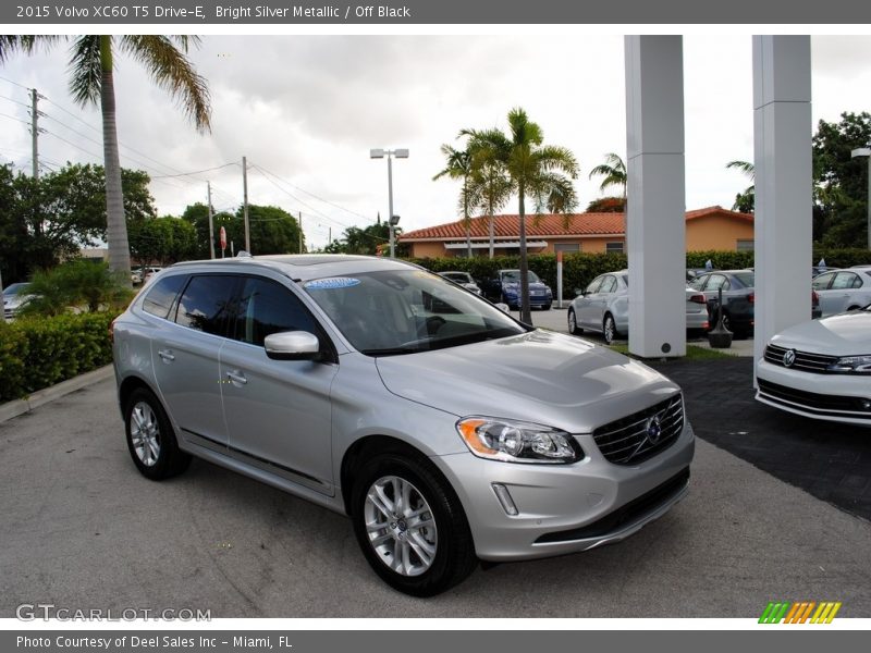 Bright Silver Metallic / Off Black 2015 Volvo XC60 T5 Drive-E