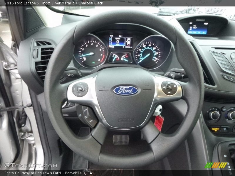 Ingot Silver Metallic / Charcoal Black 2016 Ford Escape S
