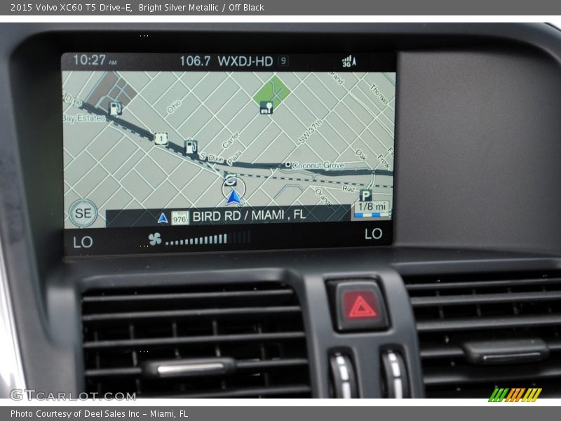 Bright Silver Metallic / Off Black 2015 Volvo XC60 T5 Drive-E