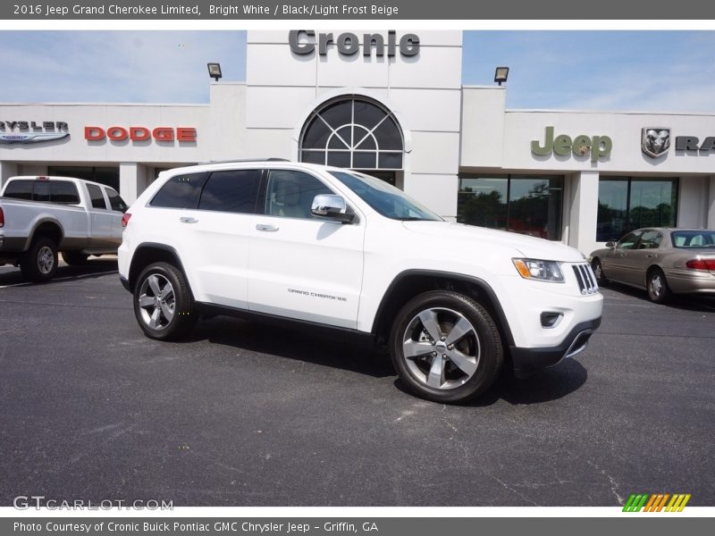 Bright White / Black/Light Frost Beige 2016 Jeep Grand Cherokee Limited