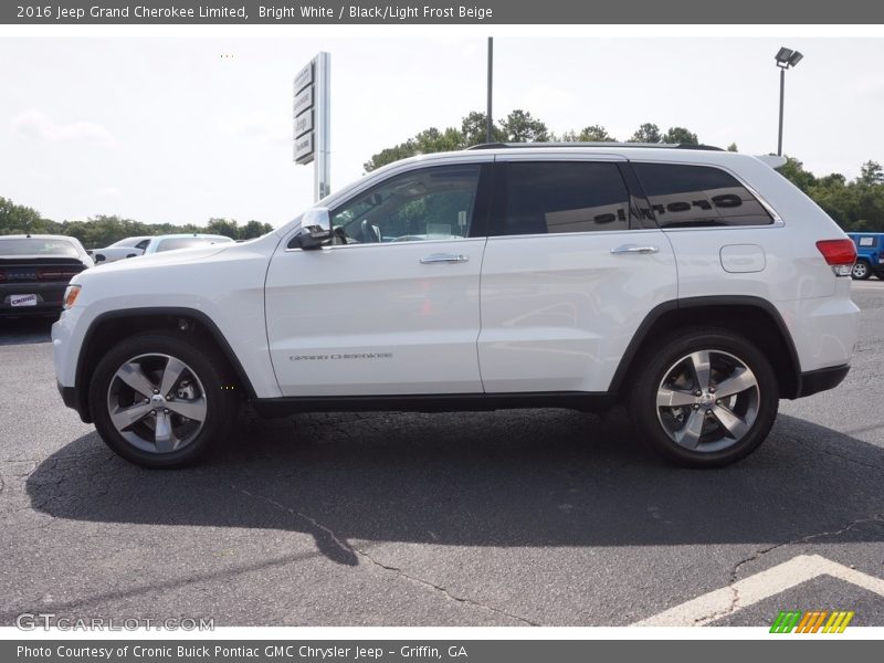 Bright White / Black/Light Frost Beige 2016 Jeep Grand Cherokee Limited