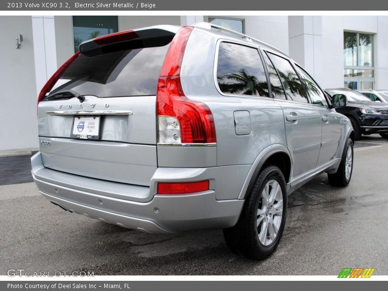 Electric Silver Metallic / Beige 2013 Volvo XC90 3.2