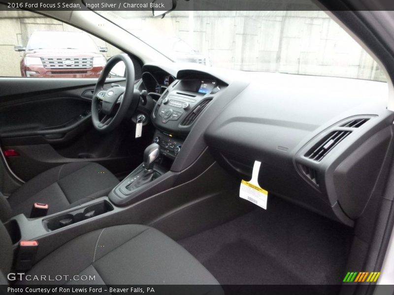 Ingot Silver / Charcoal Black 2016 Ford Focus S Sedan