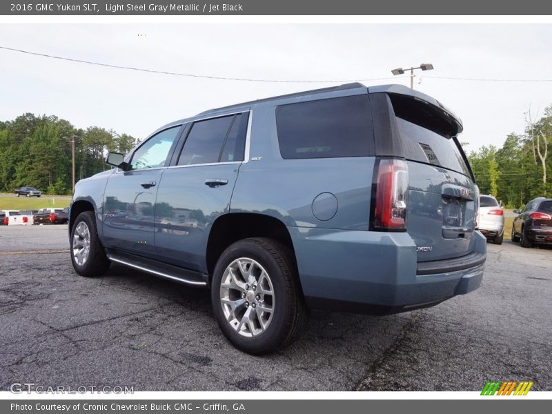 Light Steel Gray Metallic / Jet Black 2016 GMC Yukon SLT