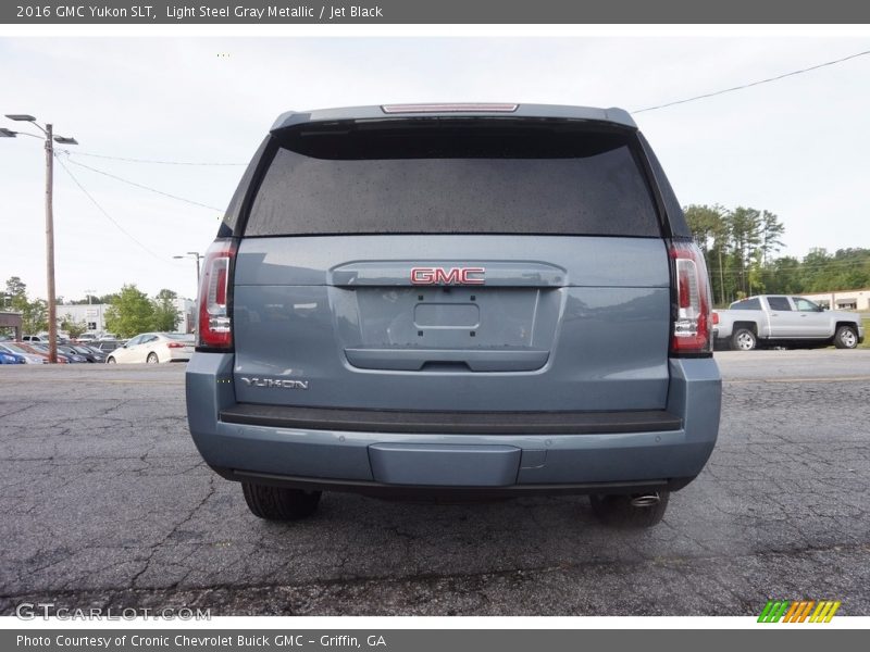 Light Steel Gray Metallic / Jet Black 2016 GMC Yukon SLT