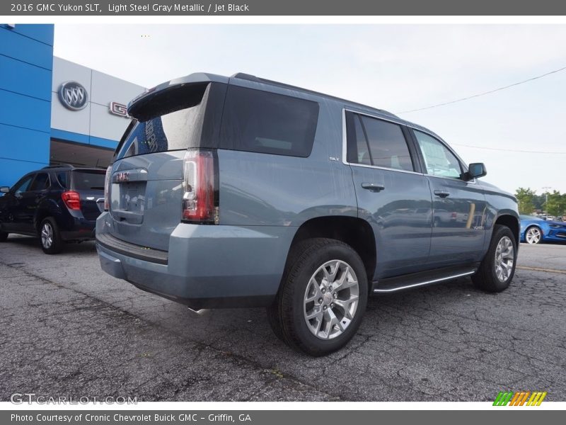 Light Steel Gray Metallic / Jet Black 2016 GMC Yukon SLT