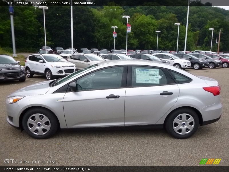 Ingot Silver / Charcoal Black 2016 Ford Focus S Sedan