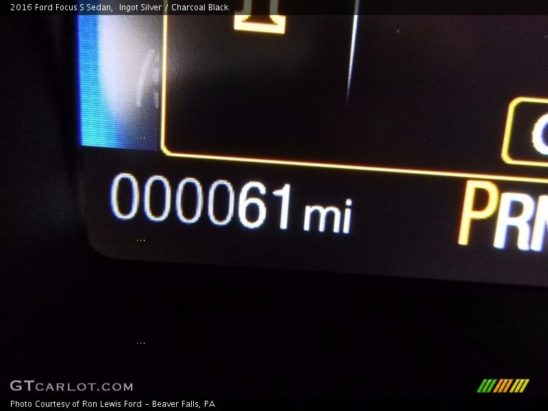 Ingot Silver / Charcoal Black 2016 Ford Focus S Sedan