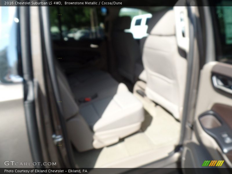 Brownstone Metallic / Cocoa/Dune 2016 Chevrolet Suburban LS 4WD