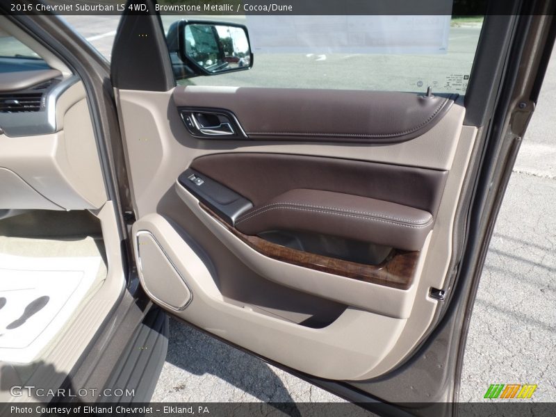 Brownstone Metallic / Cocoa/Dune 2016 Chevrolet Suburban LS 4WD