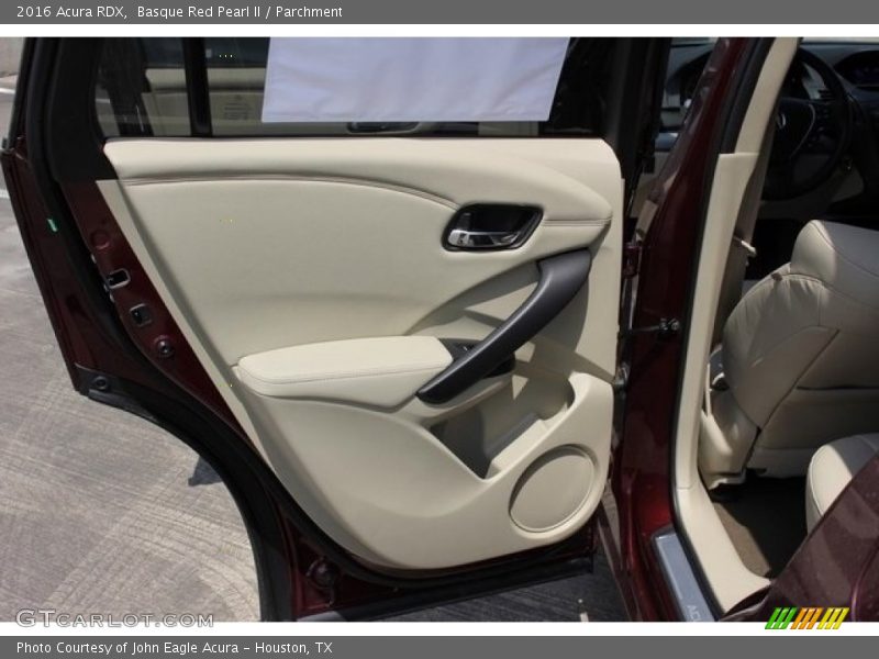 Basque Red Pearl II / Parchment 2016 Acura RDX