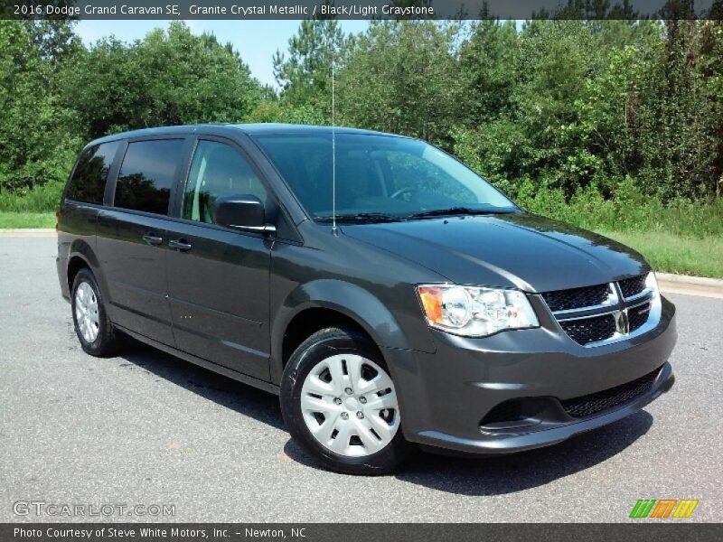 Granite Crystal Metallic / Black/Light Graystone 2016 Dodge Grand Caravan SE