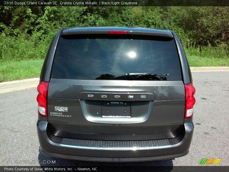 Granite Crystal Metallic / Black/Light Graystone 2016 Dodge Grand Caravan SE