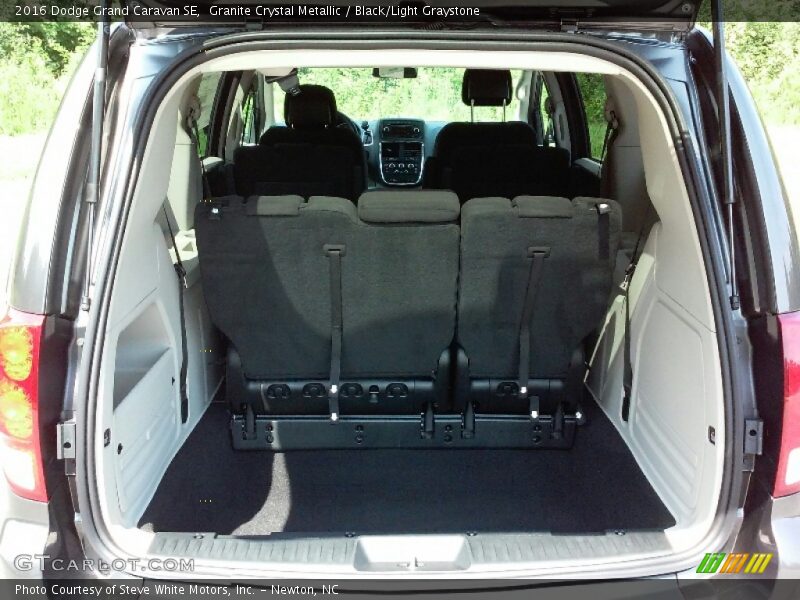 Granite Crystal Metallic / Black/Light Graystone 2016 Dodge Grand Caravan SE