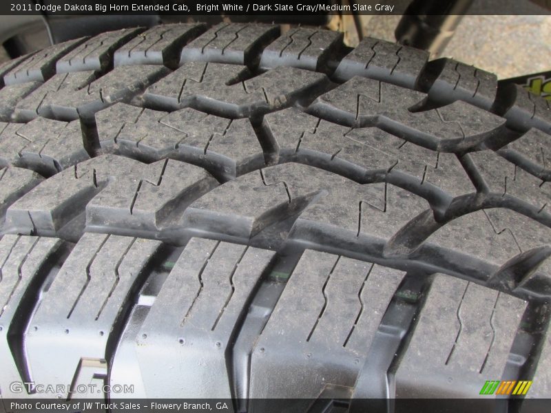 Bright White / Dark Slate Gray/Medium Slate Gray 2011 Dodge Dakota Big Horn Extended Cab