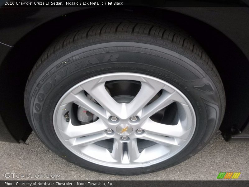 Mosaic Black Metallic / Jet Black 2016 Chevrolet Cruze LT Sedan