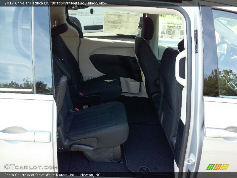 Billet Silver Metallic / Black/Alloy 2017 Chrysler Pacifica LX