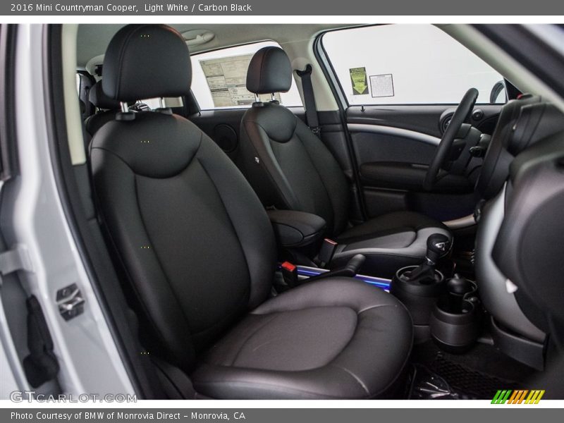 Light White / Carbon Black 2016 Mini Countryman Cooper