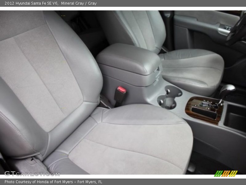 Mineral Gray / Gray 2012 Hyundai Santa Fe SE V6