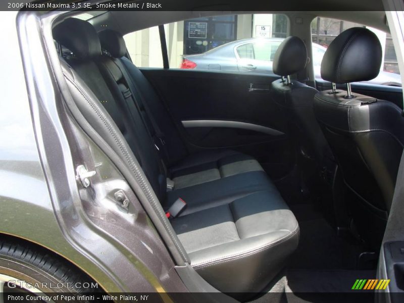 Smoke Metallic / Black 2006 Nissan Maxima 3.5 SE