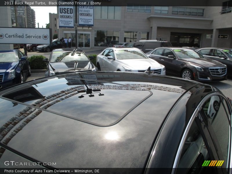 Black Diamond Tricoat / Ebony 2013 Buick Regal Turbo