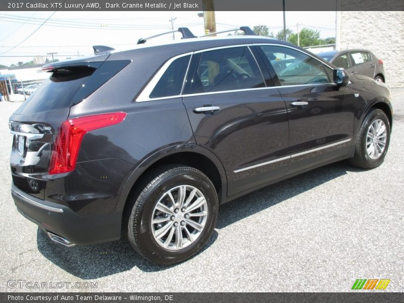 Dark Granite Metallic / Jet Black 2017 Cadillac XT5 Luxury AWD