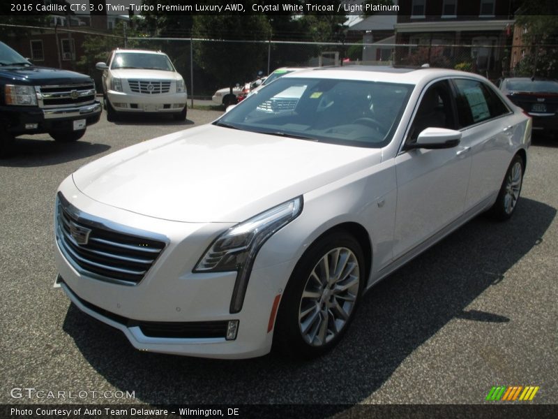 Front 3/4 View of 2016 CT6 3.0 Twin-Turbo Premium Luxury AWD