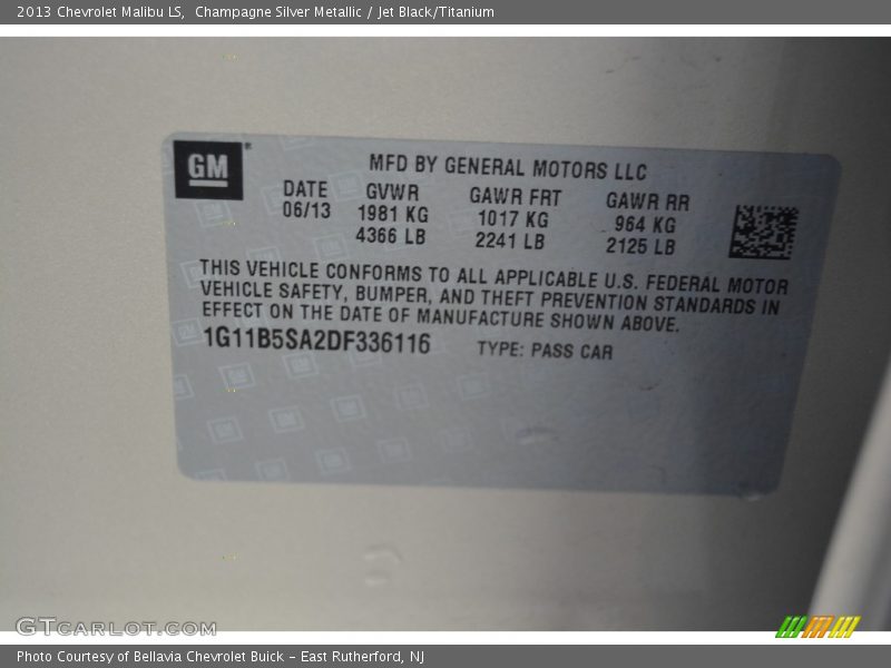 Champagne Silver Metallic / Jet Black/Titanium 2013 Chevrolet Malibu LS