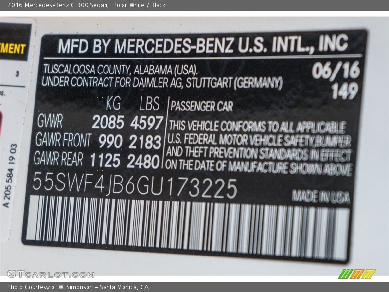 Polar White / Black 2016 Mercedes-Benz C 300 Sedan