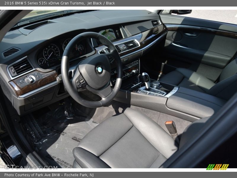 Jet Black / Black 2016 BMW 5 Series 535i xDrive Gran Turismo