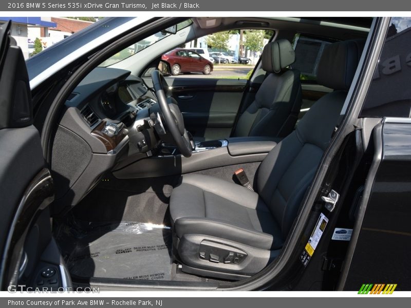 Jet Black / Black 2016 BMW 5 Series 535i xDrive Gran Turismo