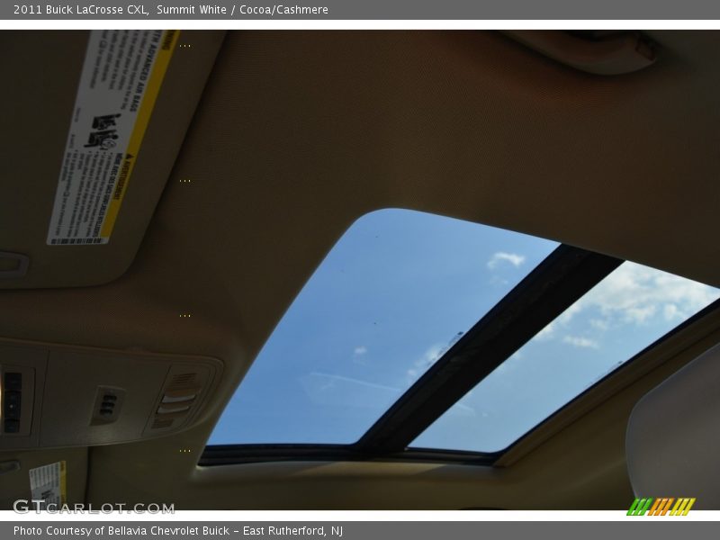 Summit White / Cocoa/Cashmere 2011 Buick LaCrosse CXL