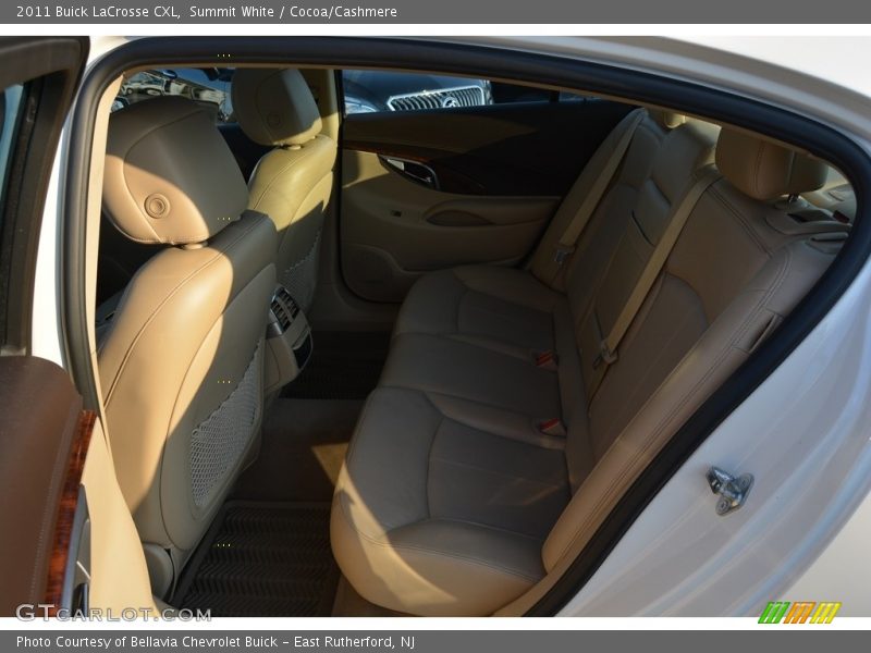 Summit White / Cocoa/Cashmere 2011 Buick LaCrosse CXL