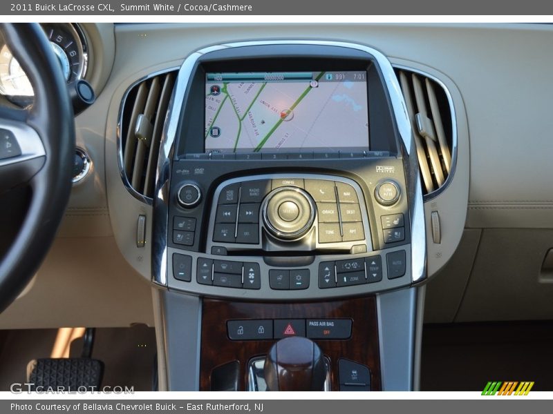 Summit White / Cocoa/Cashmere 2011 Buick LaCrosse CXL