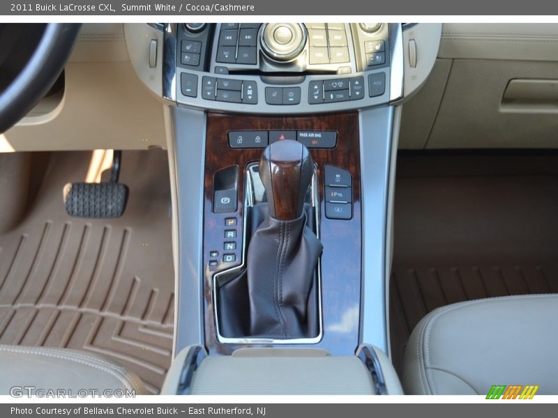 Summit White / Cocoa/Cashmere 2011 Buick LaCrosse CXL