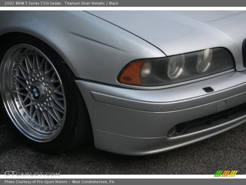 Titanium Silver Metallic / Black 2002 BMW 5 Series 530i Sedan